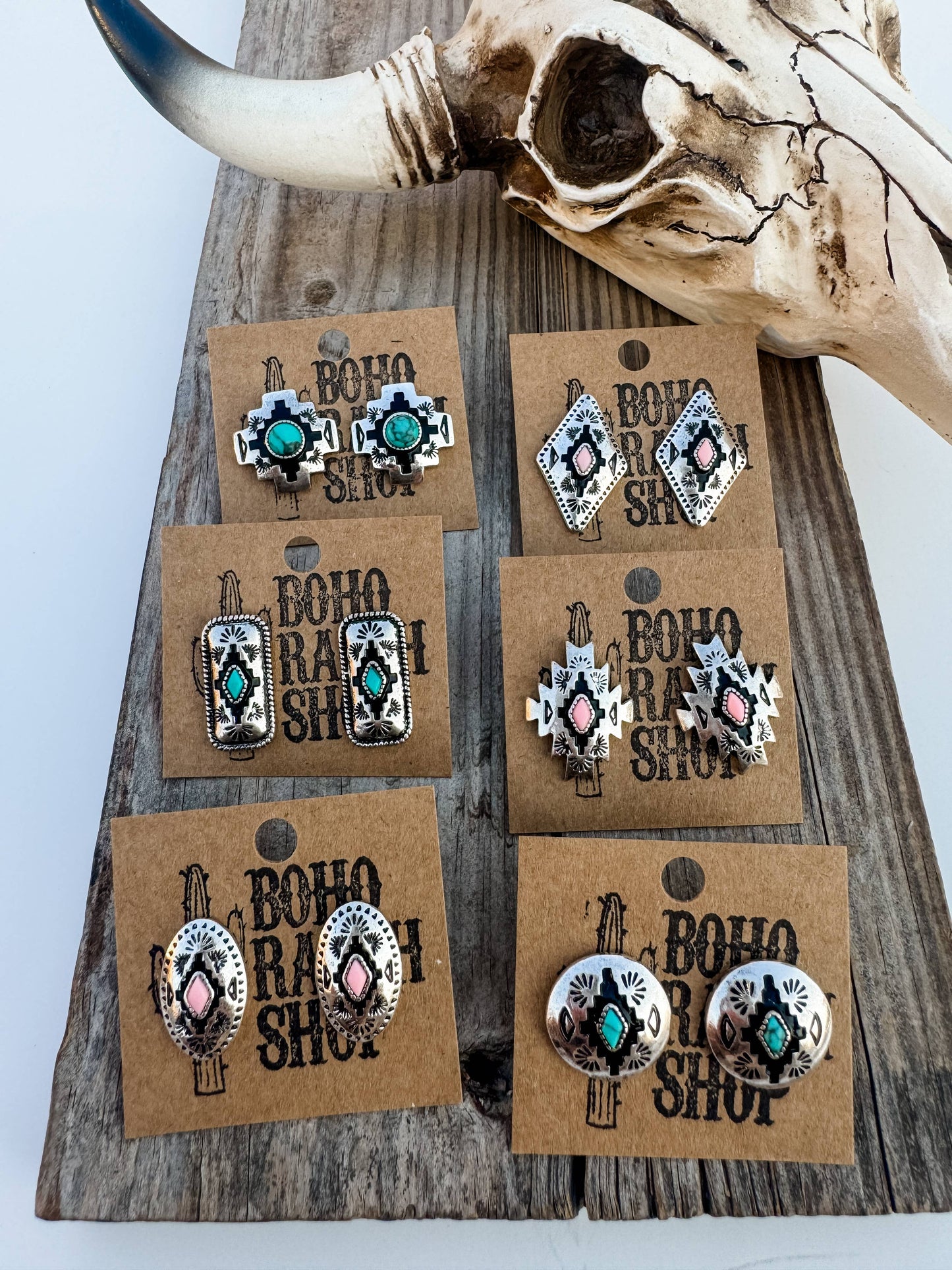 Western Hand Stone Aztec Post Earrings - Round Turquoise