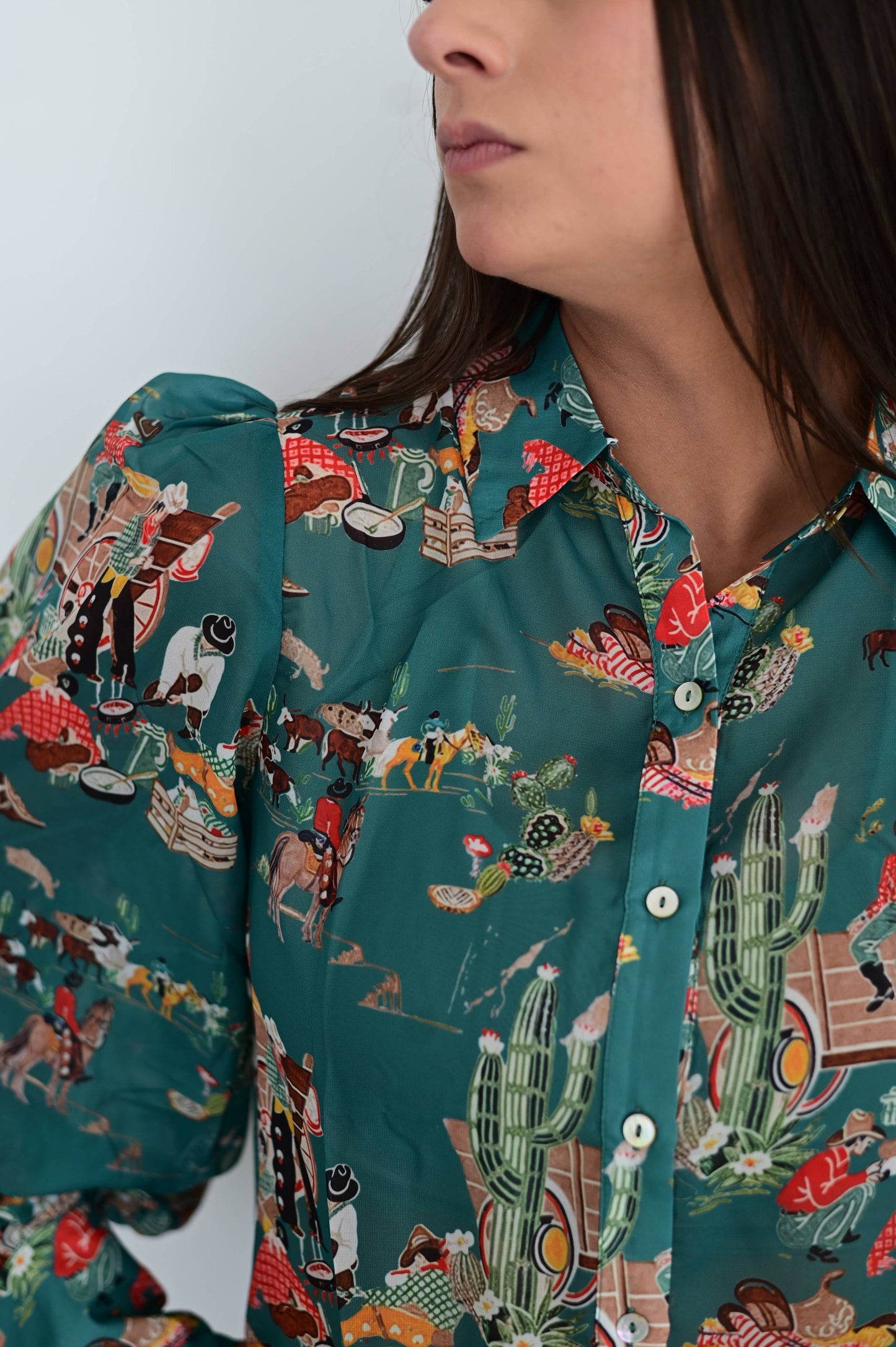 TURQUOISE WAGON CHIFFON