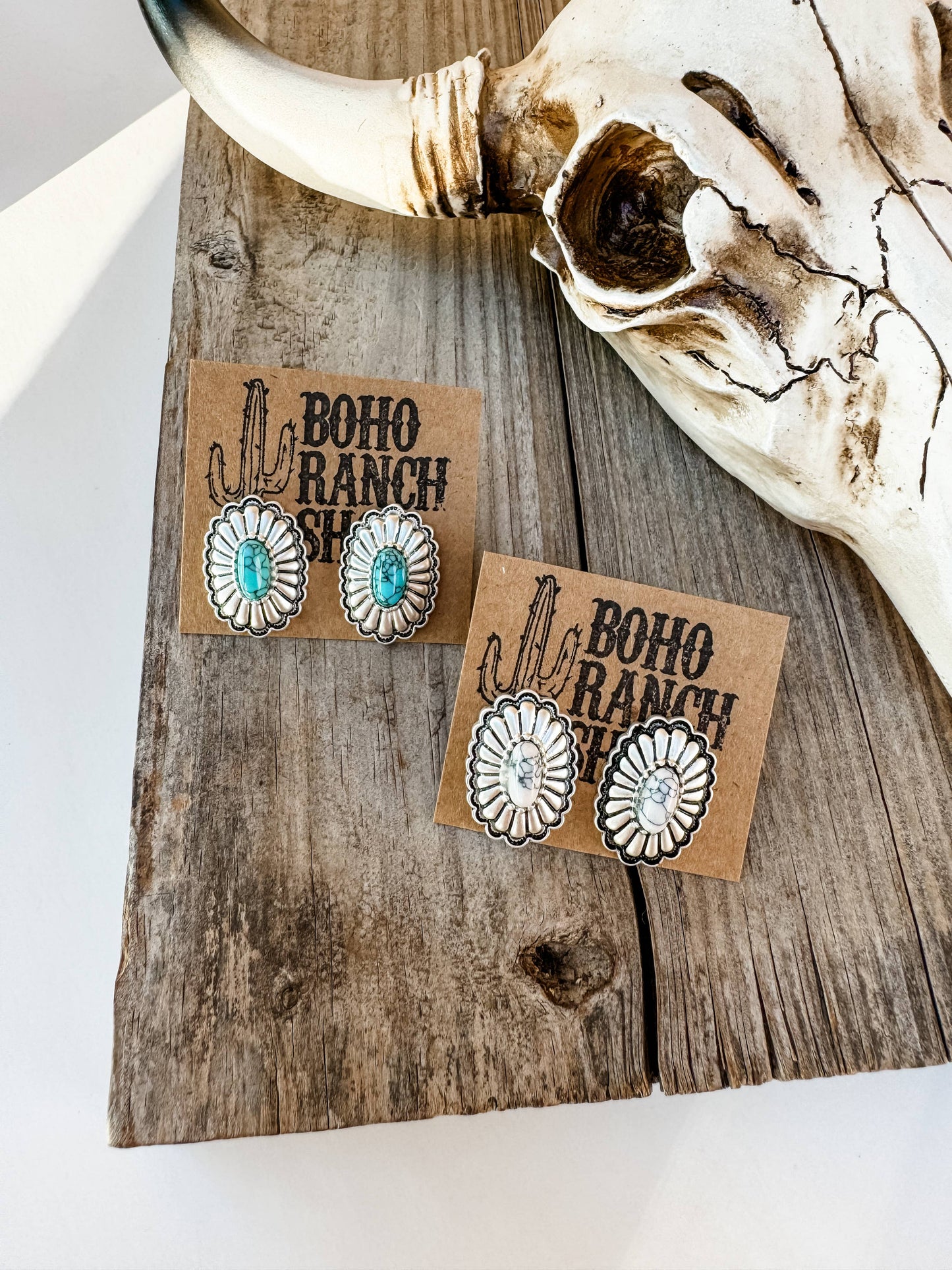 Western Concho Stud Earrings: WHITE