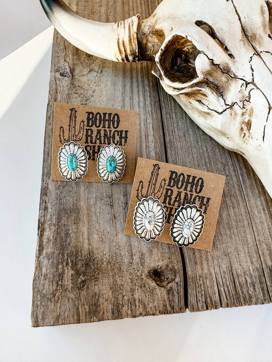 Western Concho Stud Earrings: WHITE