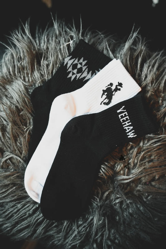 SOCK EM SILLY *SADDLE MONO